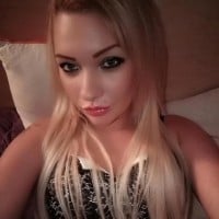 Blonde Escort Burton upon Trent