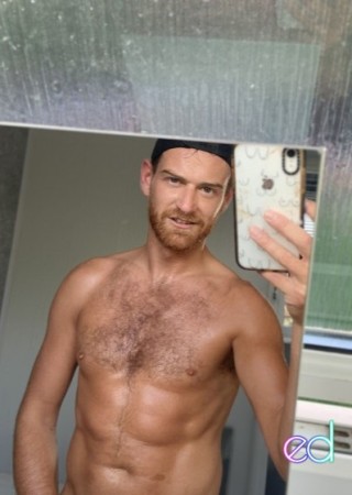 Stoke-On-Trent | Escort Ash-28-1488591-photo-2