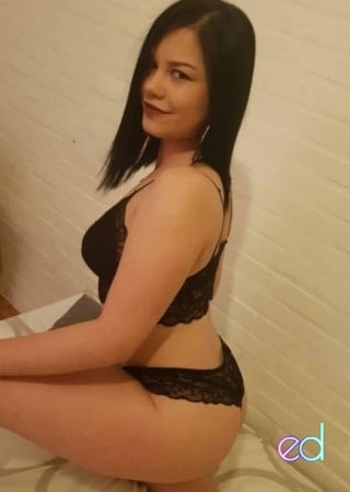 Southend-On-Sea | Escort Yvone-18-1460345-photo-1