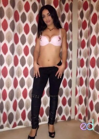 Maidstone | Escort Alicia-22-1454502-photo-4