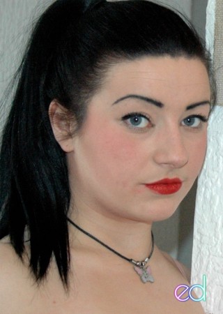 Blackpool | Escort ELECTRIC  BLUE-18-1441636-photo-1