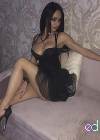 Brighton | Escort Moniq-1459775-photo-2