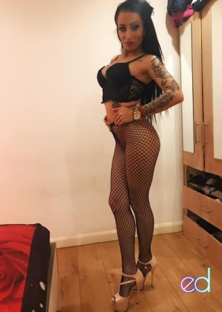 Ilford | Escort Amina-23-1450635-photo-2