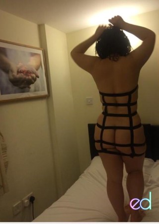 Leeds | Escort Arabic Escort-27-1453034-photo-2