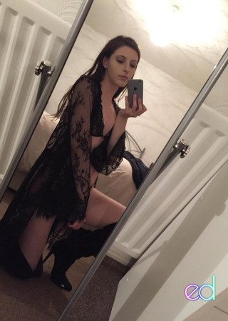 Stoke-On-Trent | Escort Ash-18-1457923-photo-1