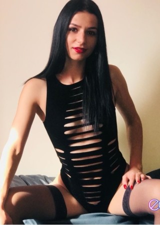 Ilford | Escort Selena-20-1456474-photo-4