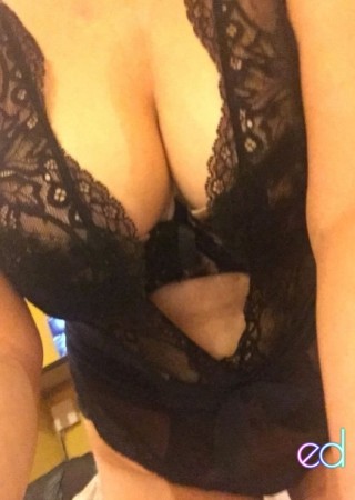 Chesterfield | Escort Massage-32-1458137-photo-1