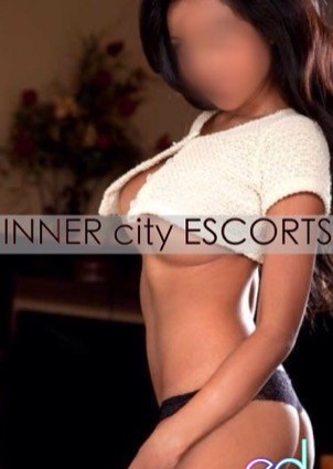 Canterbury | Escort Carrie-27-1442925-photo-1