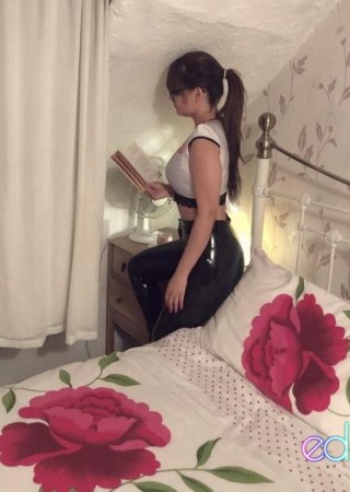 Portsmouth | Escort Emily-1457535-photo-1