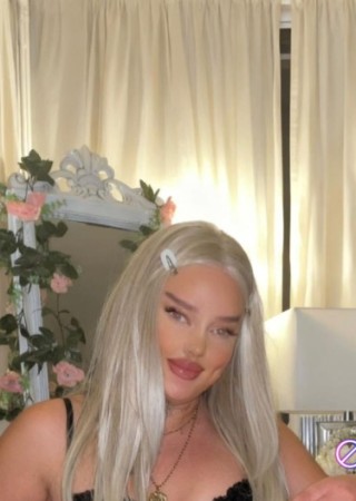 Ipswich | Escort Hollie-35-1501299-photo-3