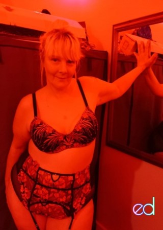 Knowsley | Escort Sexymama-40-1520612-photo-8