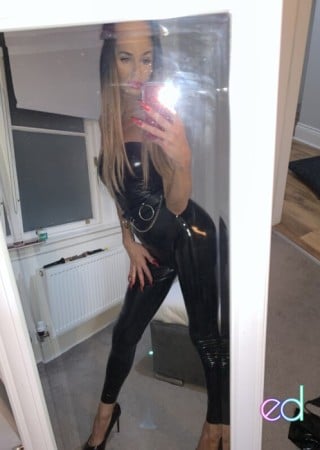 Blackpool | Escort Abbey-29-1483973-photo-5