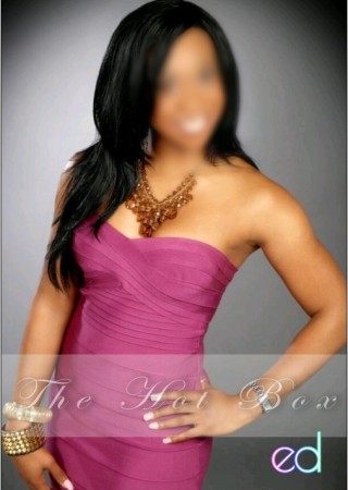 Northampton | Escort Demornay-28-1441708-photo-1