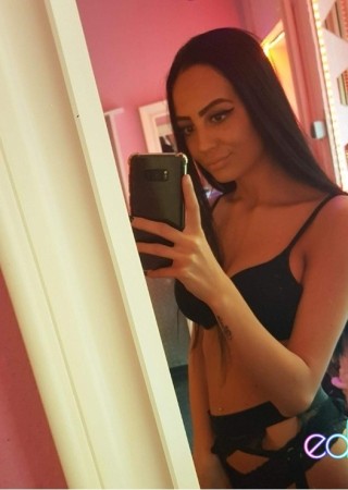 Bedford | Escort ERIKA-20-1459039-photo-1