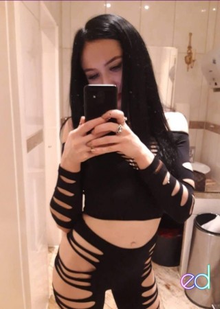 Folkestone | Escort Jackline-24-1464497-photo-1