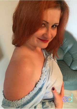 Leeds | Escort CHANEL-30-1449800-photo-1