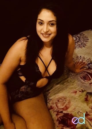 Milton Keynes | Escort Evelyn-23-1460207-photo-1