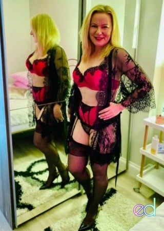 Wickford | Escort Ella Mature-48-1502766-photo-1