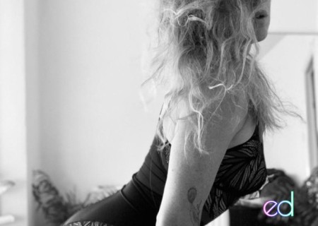 Banstead | Escort CoralFernley-34-1510114-photo-1