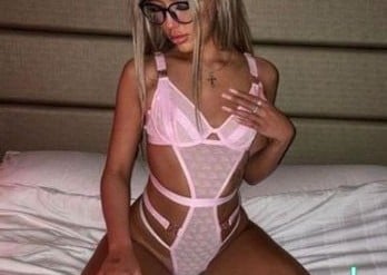 Tyne and Wear | Escort Madalina-21-1496355-photo-3