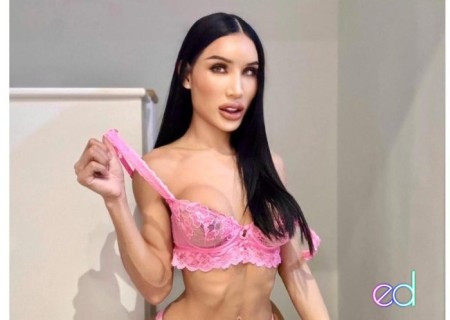 Woodford | Escort Lita-25-1520700-photo-3