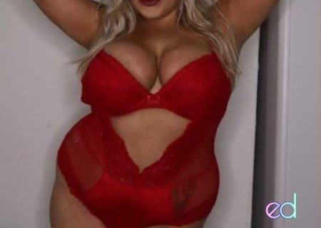 Kingston-upon-Hull | Escort Leigh-31-1504000-photo-5